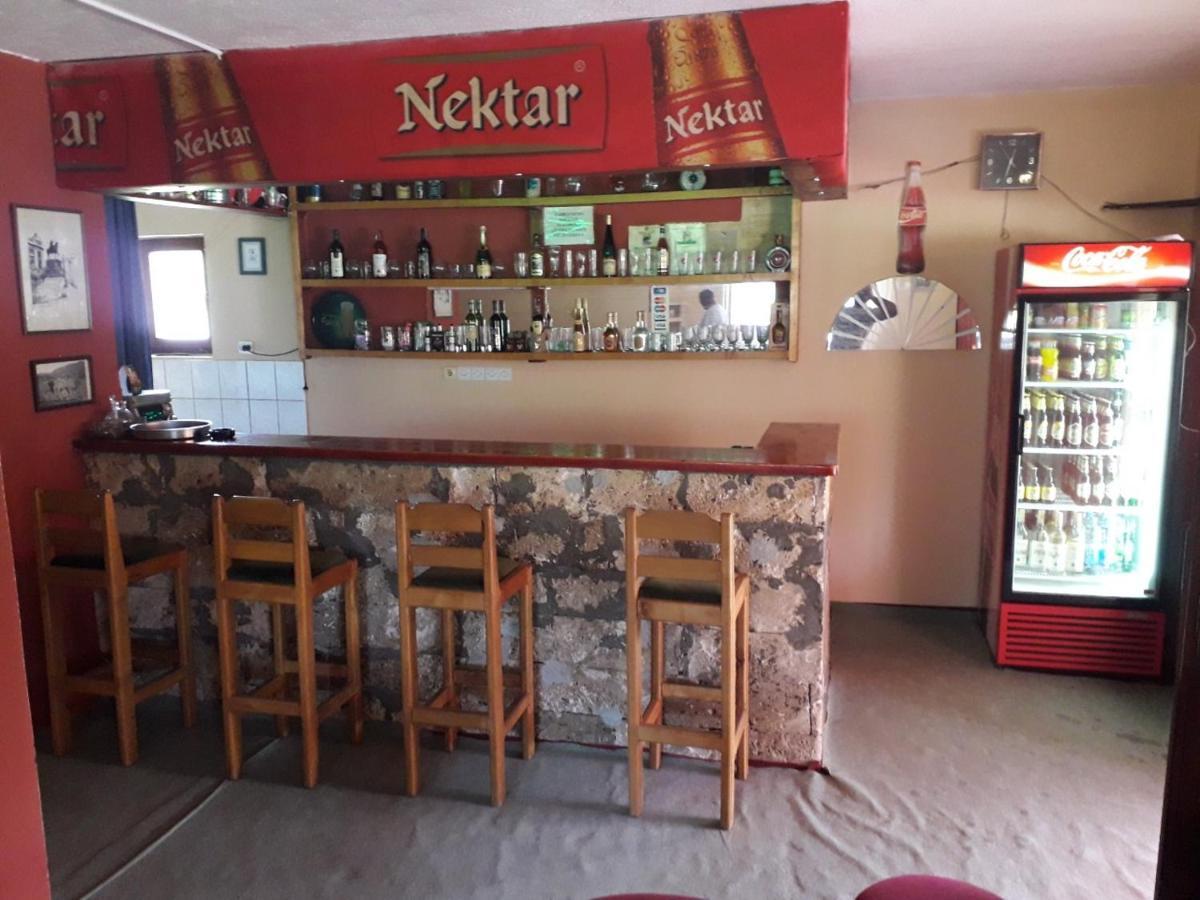 Prenociste Vitas Acomodação com café da manhã Miljevina Exterior foto